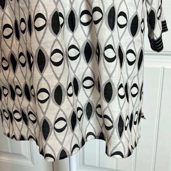 Lily Stanhope Woman Linen Tunic Plus Size 1X  Geometric Black Cream Classy Top - Picture 7 of 15